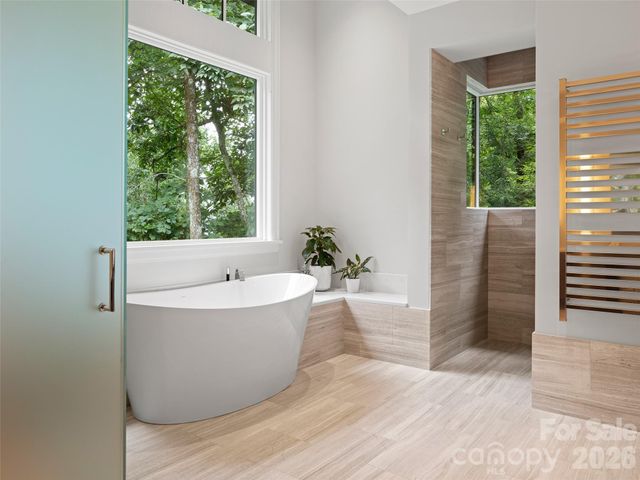 8 Deer Grass Court, Arden, NC 28704