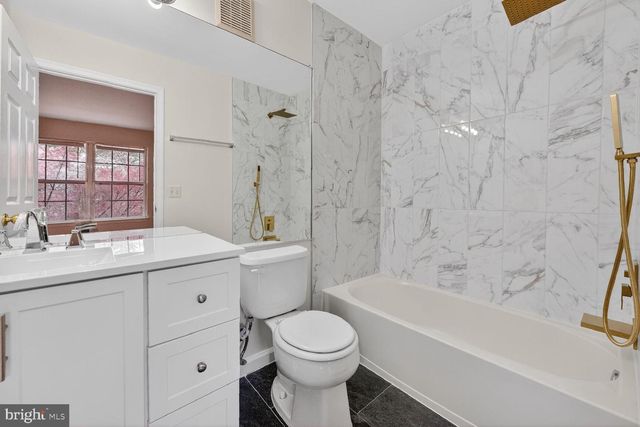 45473 CABOOSE TER, Sterling, VA 20166