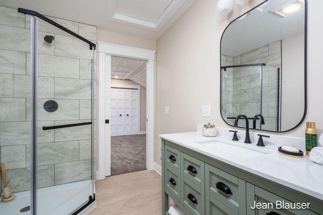 10 1st Street, Stanwood, MI 49346