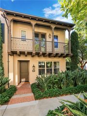 220 Kempton, Irvine, CA 92620