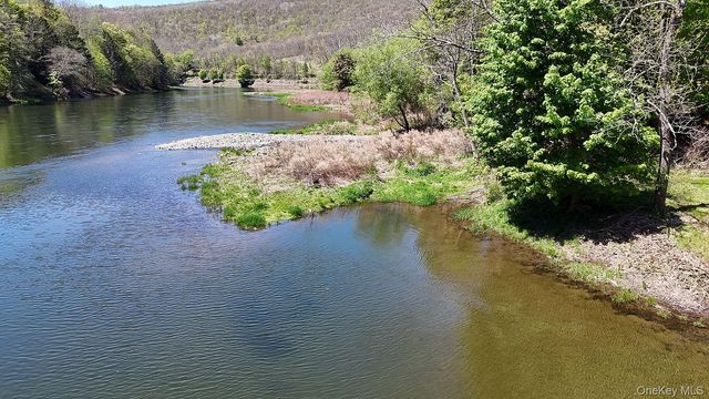 12 Railroad Street, Long Eddy, NY 12760