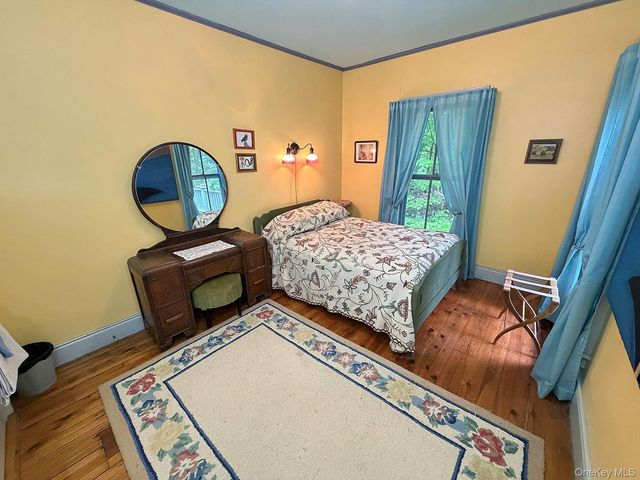12 Railroad Street, Long Eddy, NY 12760