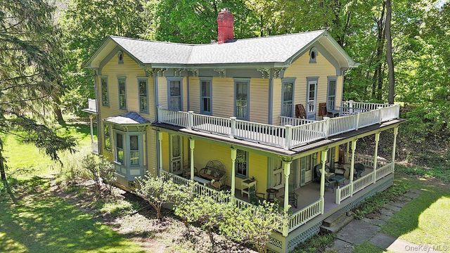 12 Railroad Street, Long Eddy, NY 12760