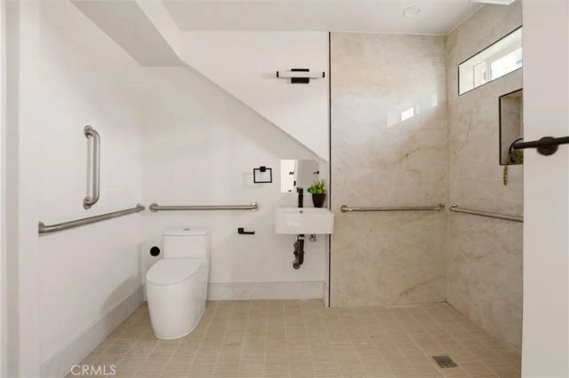 4604 W 172nd B, Lawndale, CA 90260