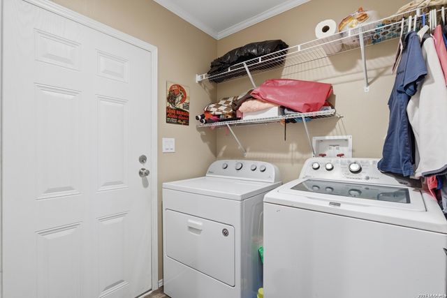 2145 FM 2504, Poteet, TX 78065