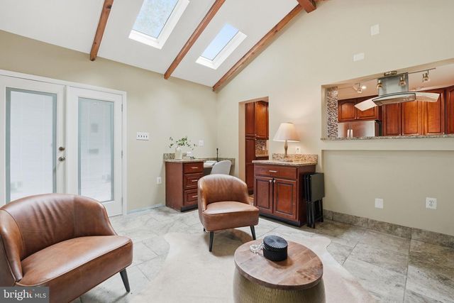 314 SUGARLAND RUN DR, Sterling, VA 20164