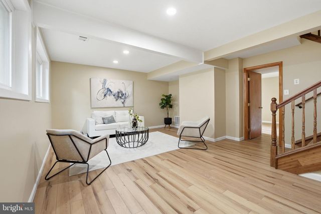 314 SUGARLAND RUN DR, Sterling, VA 20164