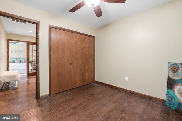 314 SUGARLAND RUN DR, Sterling, VA 20164