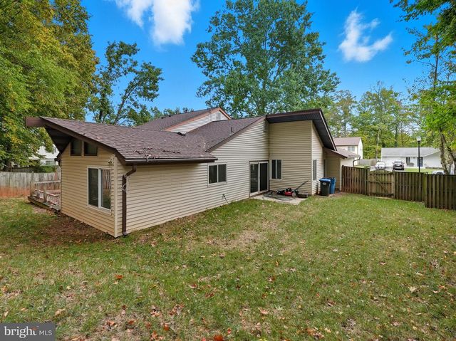 314 SUGARLAND RUN DR, Sterling, VA 20164