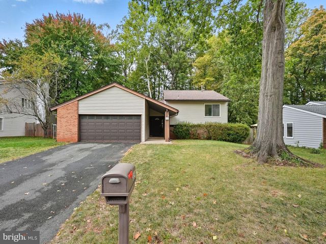 314 SUGARLAND RUN DR, Sterling, VA 20164