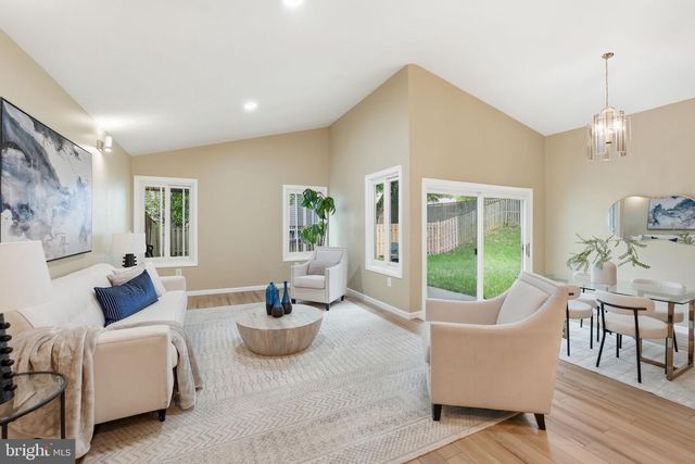 314 SUGARLAND RUN DR, Sterling, VA 20164