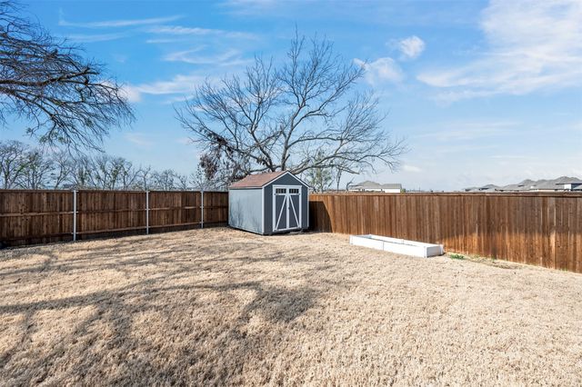 809 Blue Heron Drive, Forney, TX 75126