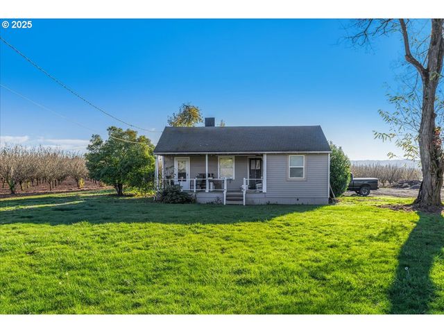 26050 Sw FARMINGTON Rd, Hillsboro, OR 97123