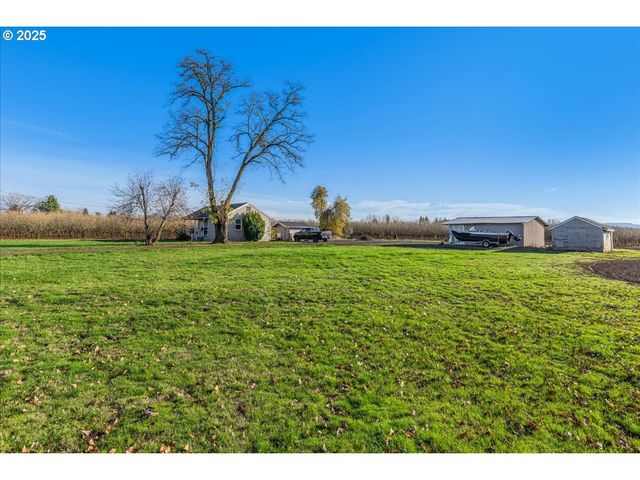 26050 Sw FARMINGTON Rd, Hillsboro, OR 97123