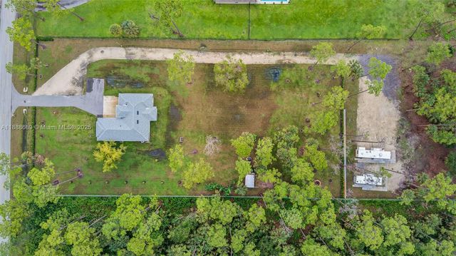 2680 Desoto Blvd S, Naples, FL 34117