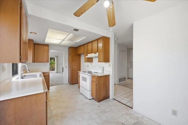 4308 Los Padres Dr, Fallbrook, CA 92028
