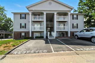 4300 Arrow Tree Drive A, St Louis, MO 63128