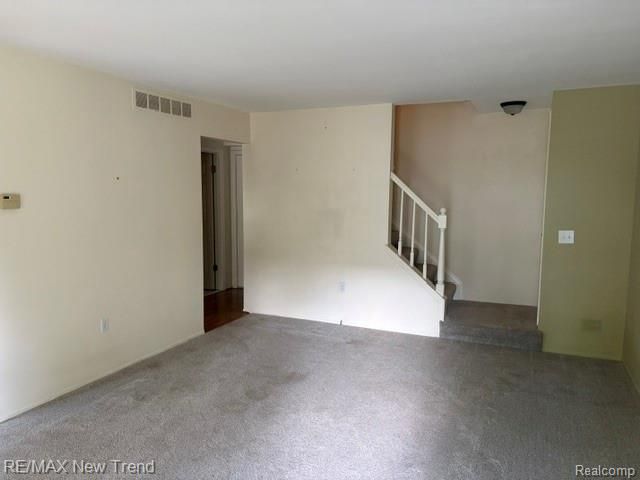 1412 Hidden Meadows Drive B, Walled Lake, MI 48390