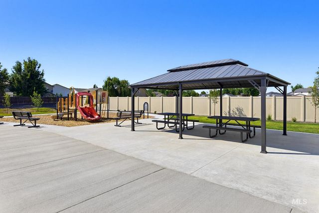 912 Valiant St, Middleton, ID 83644
