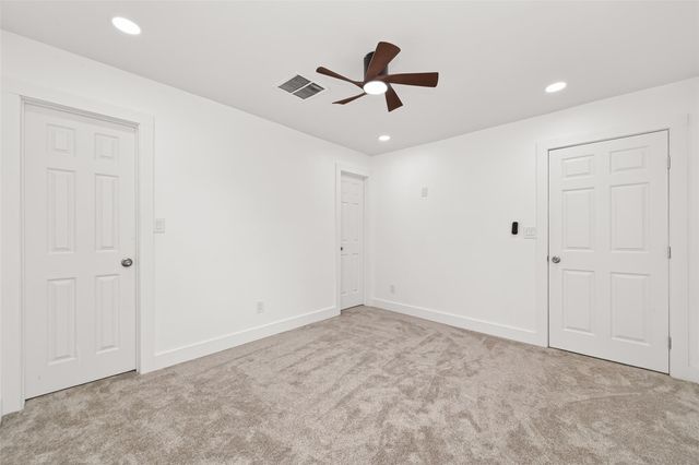 6615 W Montgomery Road, Houston, TX 77091