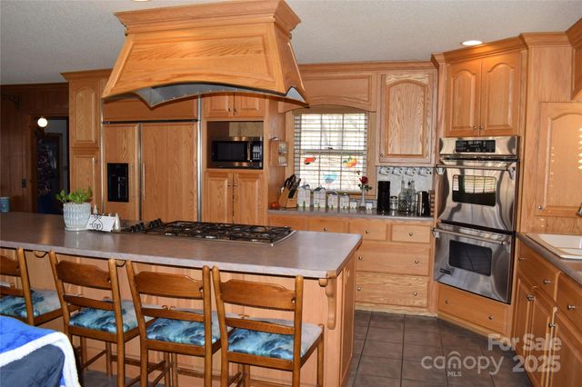 228 Wildwood Lane, Columbus, NC 28722