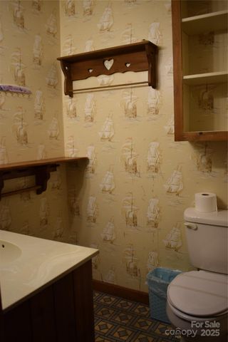 228 Wildwood Lane, Columbus, NC 28722