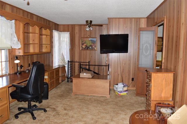 228 Wildwood Lane, Columbus, NC 28722