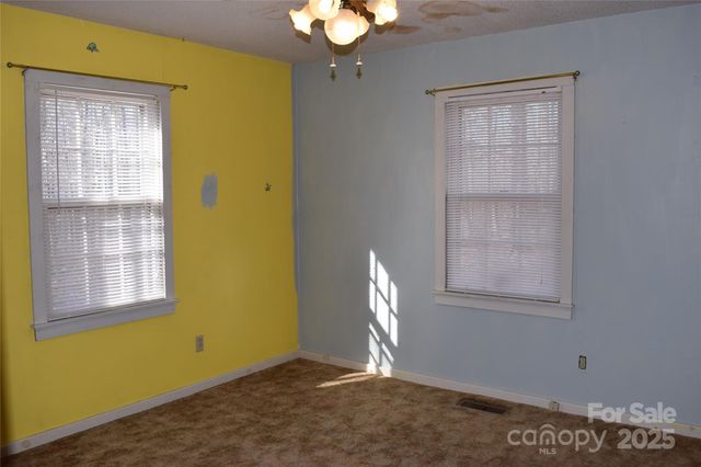 228 Wildwood Lane, Columbus, NC 28722