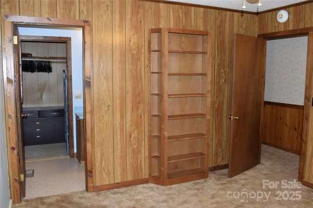 228 Wildwood Lane, Columbus, NC 28722