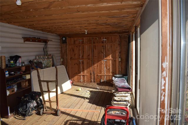 228 Wildwood Lane, Columbus, NC 28722