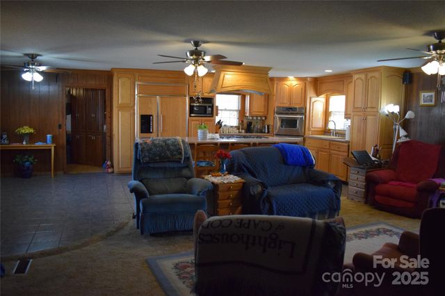 228 Wildwood Lane, Columbus, NC 28722