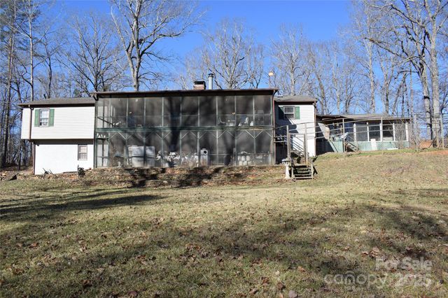 228 Wildwood Lane, Columbus, NC 28722