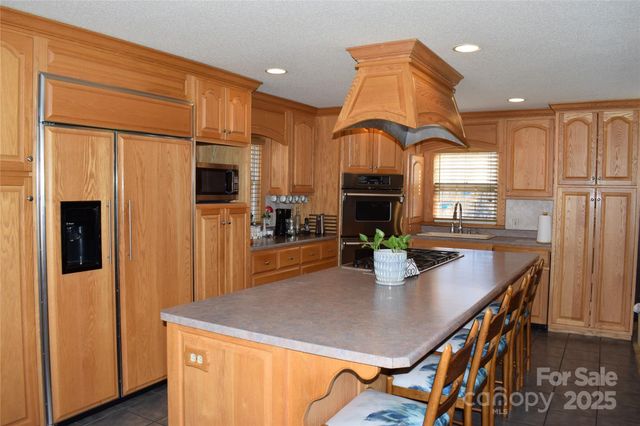 228 Wildwood Lane, Columbus, NC 28722