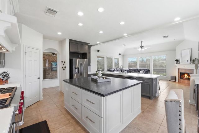 8519 Glenn Leigh Drive, Spring, TX 77379