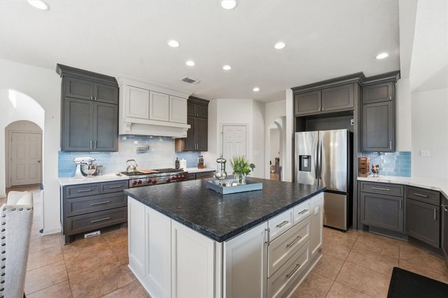 8519 Glenn Leigh Drive, Spring, TX 77379