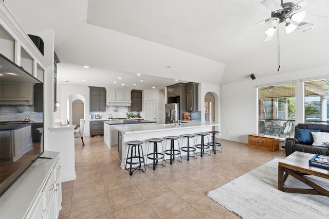 8519 Glenn Leigh Drive, Spring, TX 77379