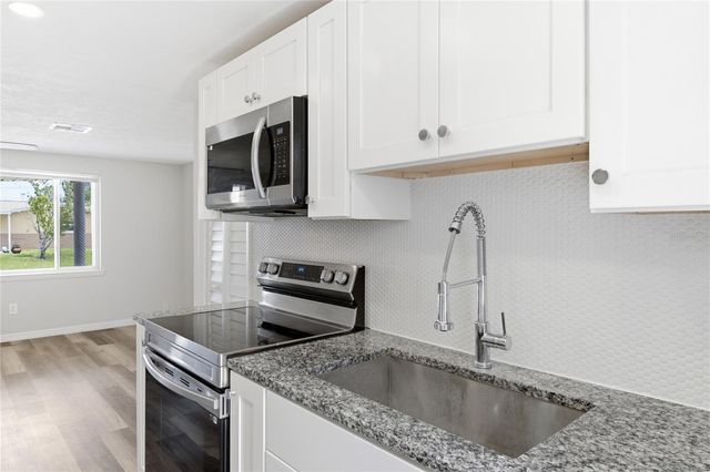 4810 GUARDIAN AVENUE, Holiday, FL 34690