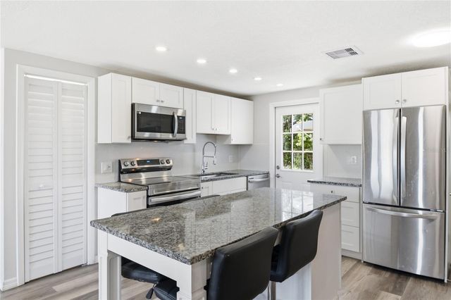 4810 GUARDIAN AVENUE, Holiday, FL 34690