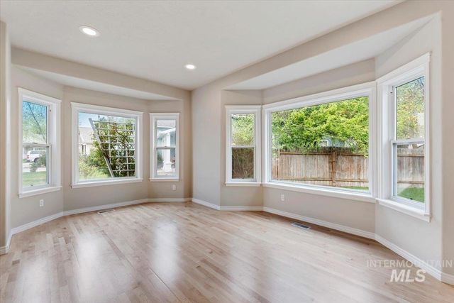 3077 S Grimes Creek Ave, Meridian, ID 83642