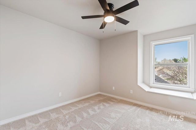 3077 S Grimes Creek Ave, Meridian, ID 83642