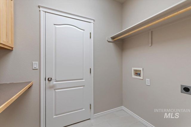 3077 S Grimes Creek Ave, Meridian, ID 83642