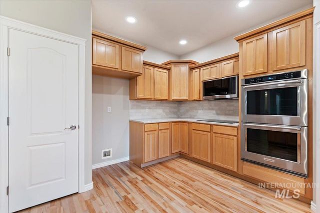 3077 S Grimes Creek Ave, Meridian, ID 83642