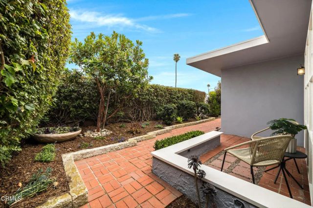 1260 Marthas Vineyard Court, Ventura, CA 93001