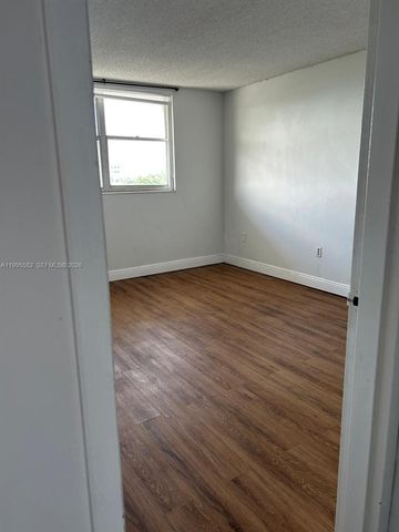 1805 Sans Souci Blvd 528, North Miami, FL 33181