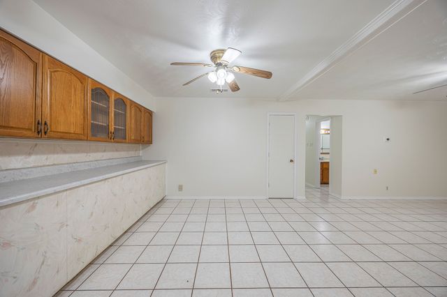 928 Dee Lane, Bedford, TX 76022