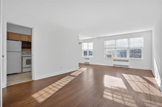 366 Stewart Avenue B1, Garden City, NY 11530