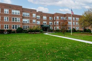 366 Stewart Avenue B1, Garden City, NY 11530