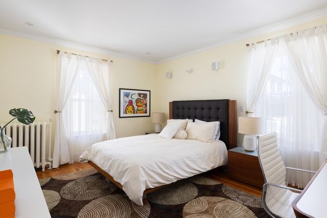 123 Centre Street, Brookline, MA 02446