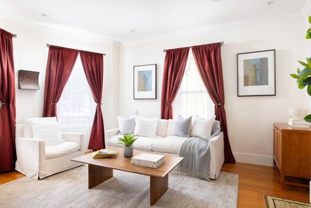 123 Centre Street, Brookline, MA 02446