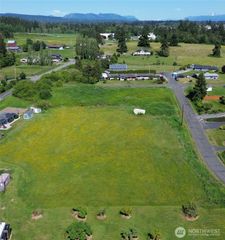 8915 286th Place NW, Stanwood, WA 98292